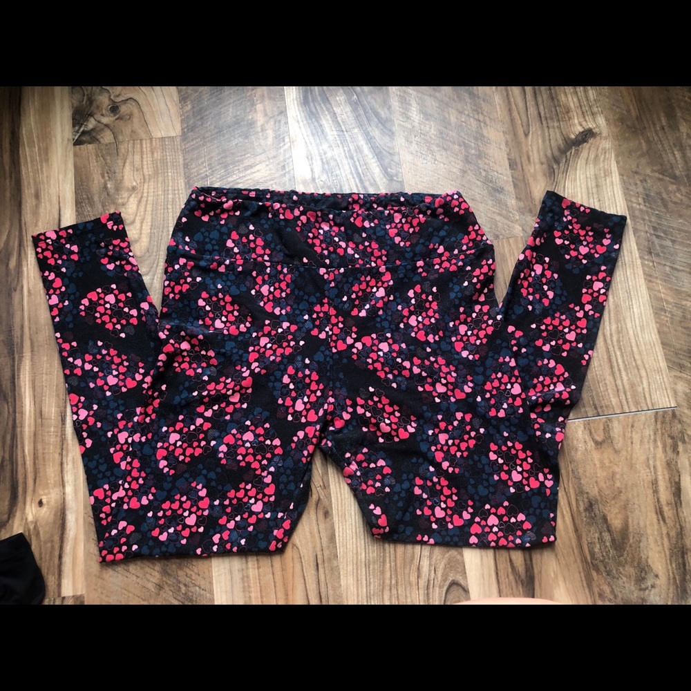 Lularoe heart leggings